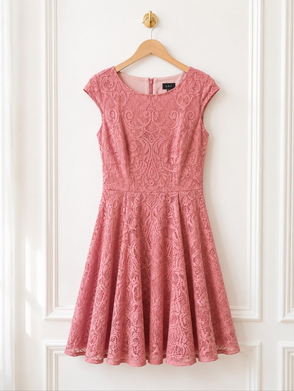 AUW | Pink Lace Fit & Flare Dress | Size 12 | Cap Sleeve Feminine Occasion Dress - Picture 5 of 8